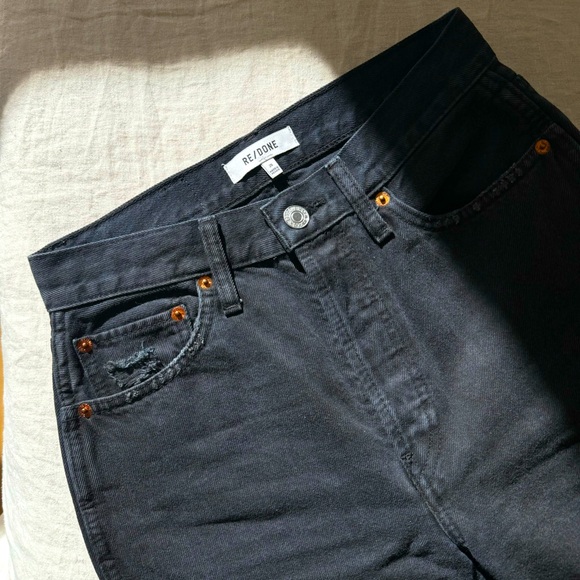 RE/DONE Originals High Rise Loose in Washed Black With Rips - Picture 1 of 6